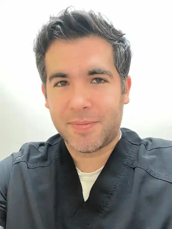 Dr. Felipe Barragán Albo - Pediatra Neonatólogo en Monterrey